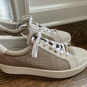 J slides size 10. Never worn